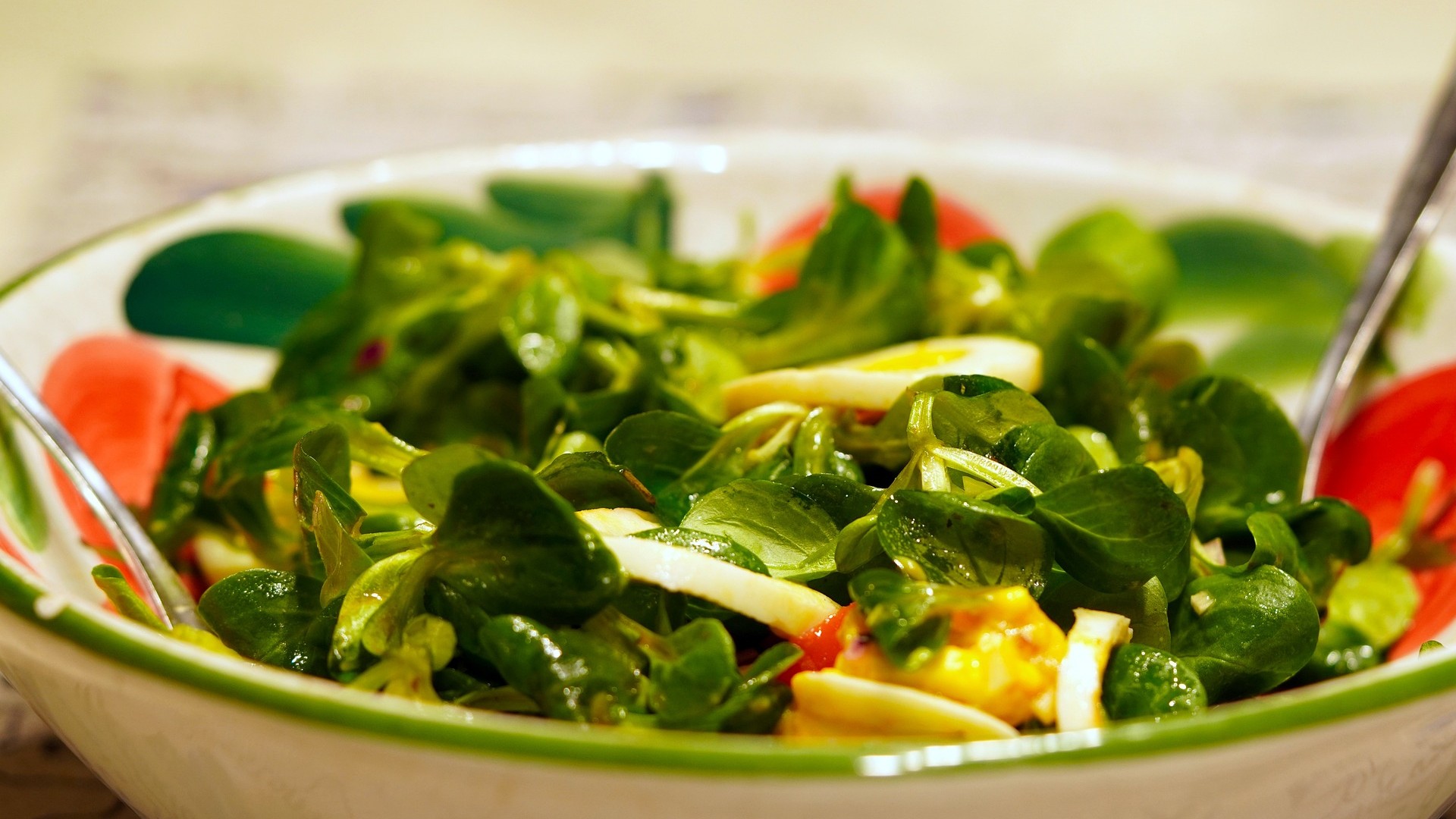 calorie-insalata-valeriana