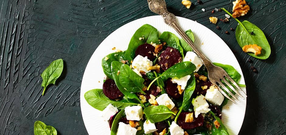 insalata-misticanza-con-feta-e-noci