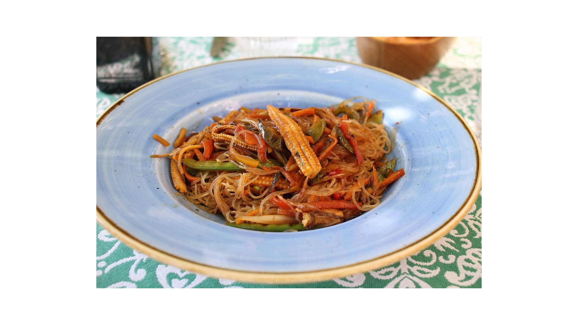 Spaghetti-di-riso-con-verdura-ingredienti