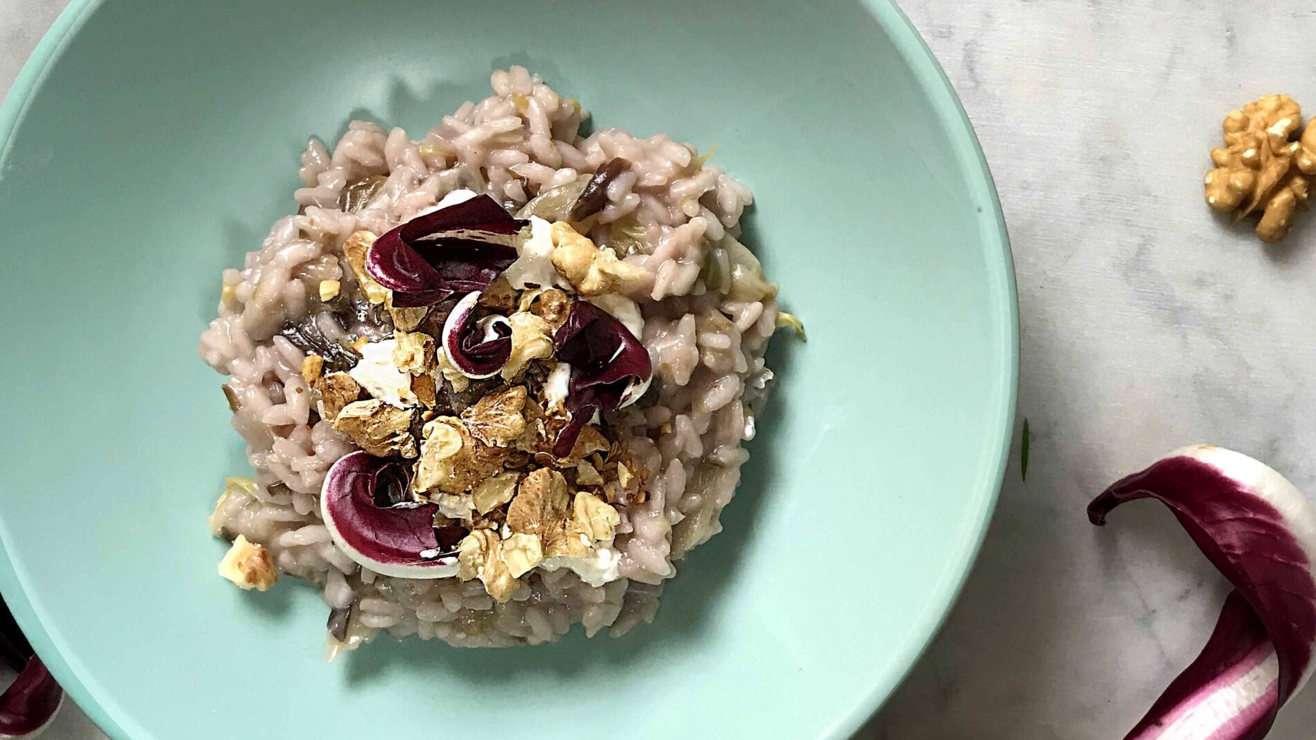 Risotto al radicchio, robiola e noci